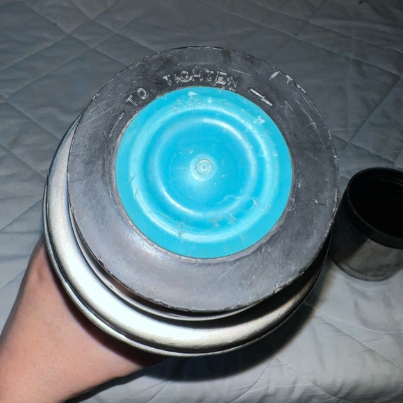 Thermos Stainless Steel Vacuum Bottle - Picture 3 of 6